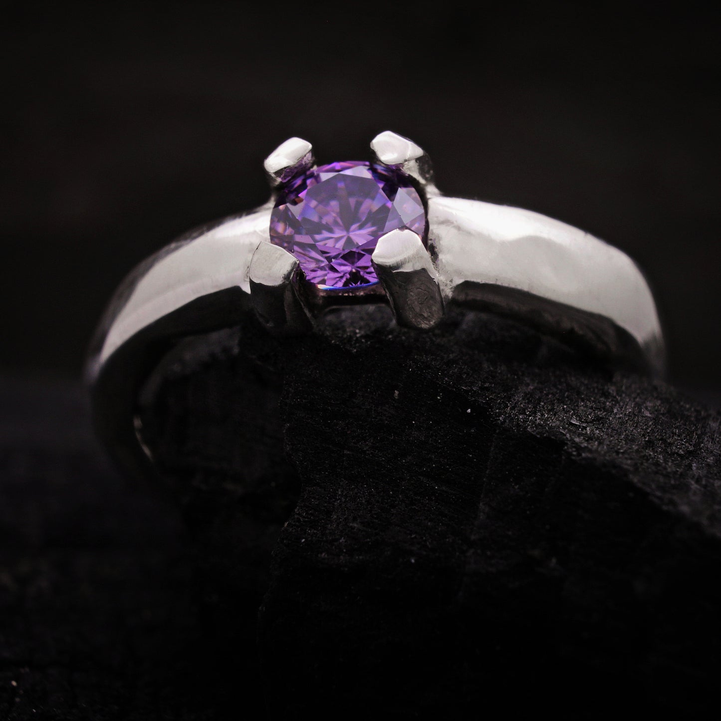 Anillo de compromiso con circonita morada, anillo artesanal