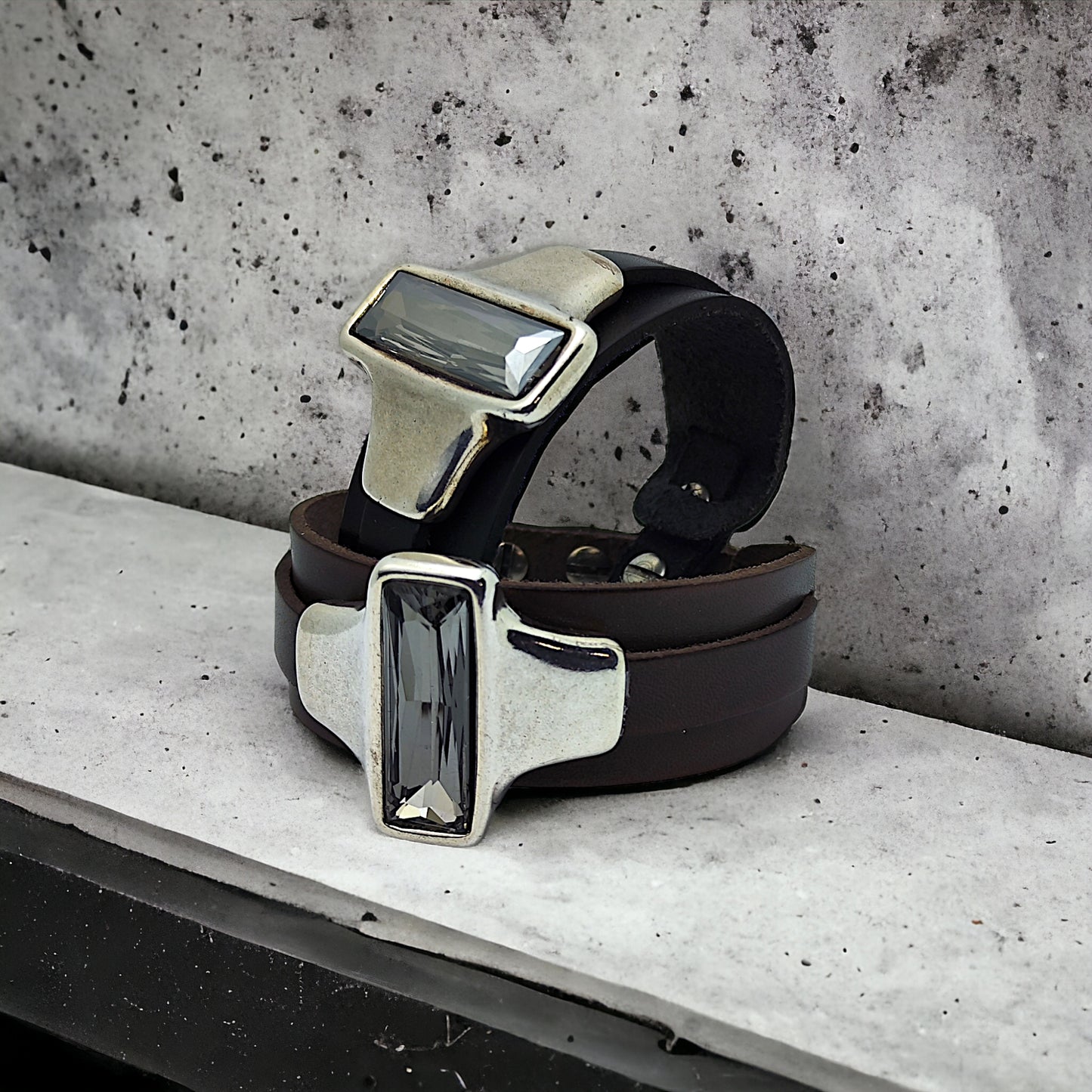BRAZALETE CUERO RECTANGULO