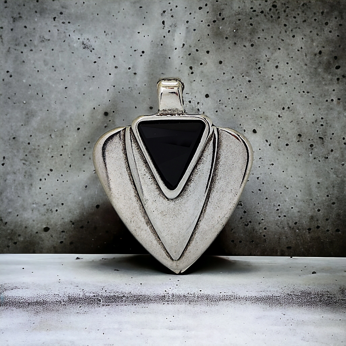 COLGANTE TRIANGULAR