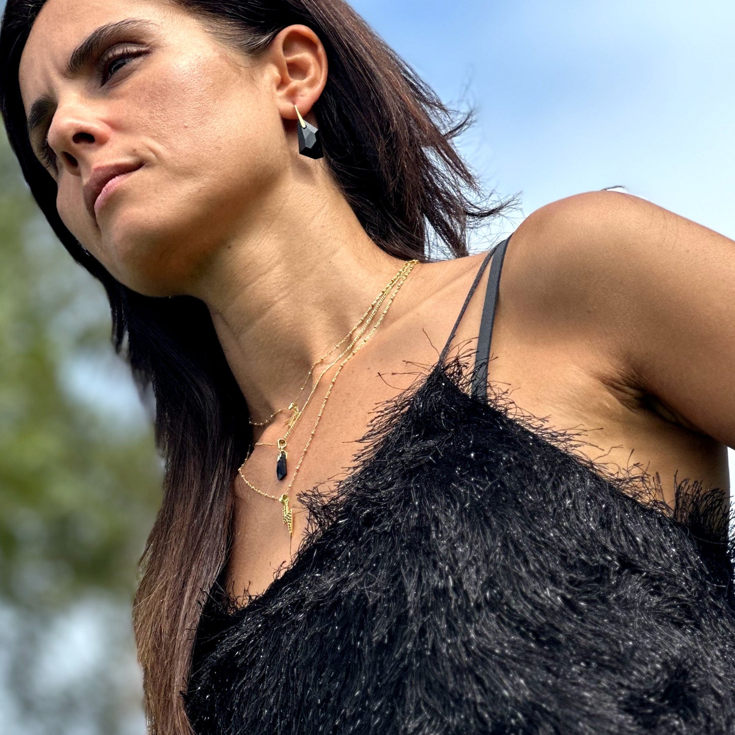 COLLAR RAYO CIRCONITAS NEGRAS