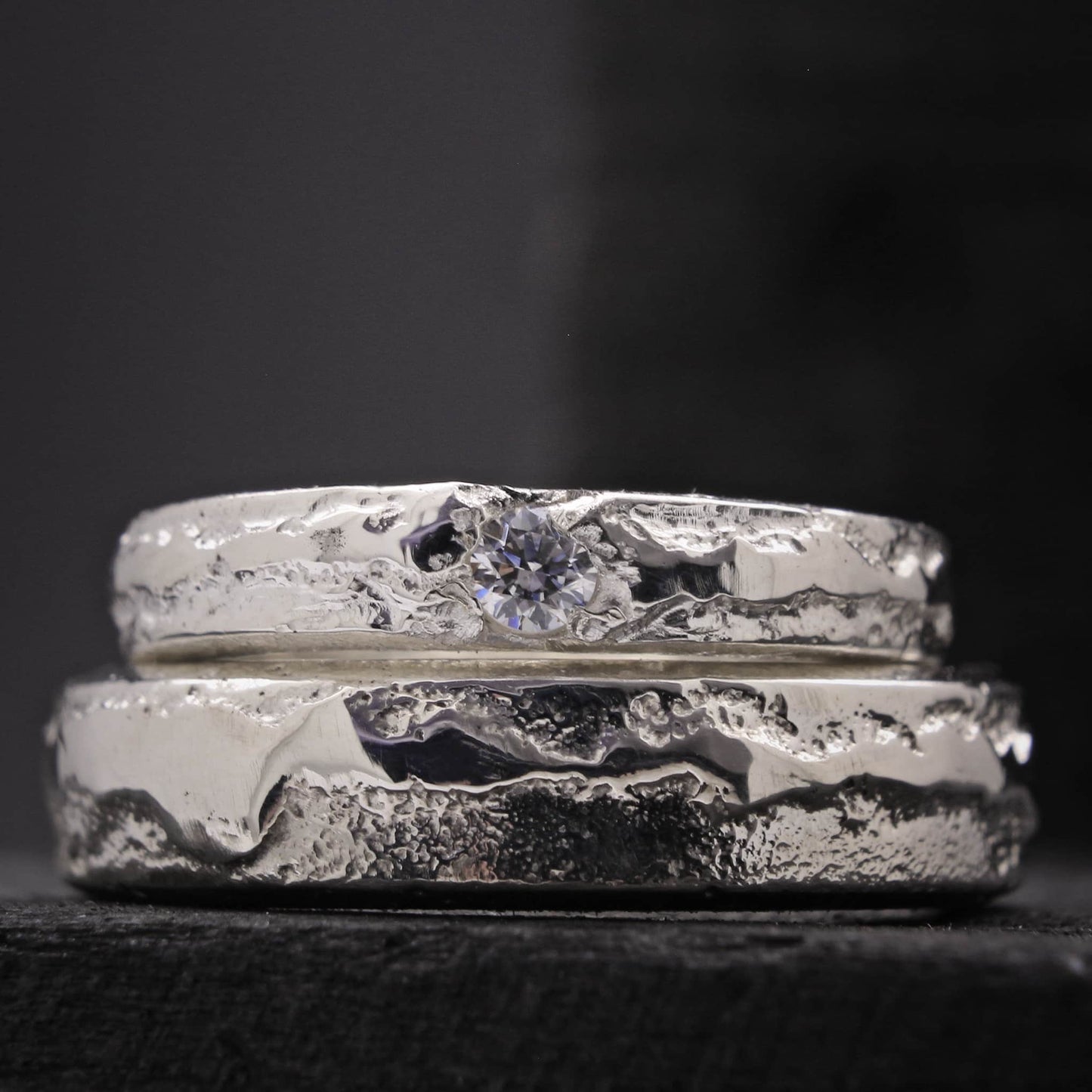 Set de alianzas de plata personalizadas de diferente ancho para hombre y mujer K2 JEWELS