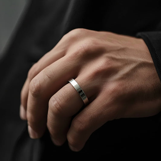 Alianza cuadrada artesanal de plata de ley para hoimbre