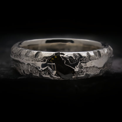 Anillo de compromiso para hombre con circonita verde peridoto