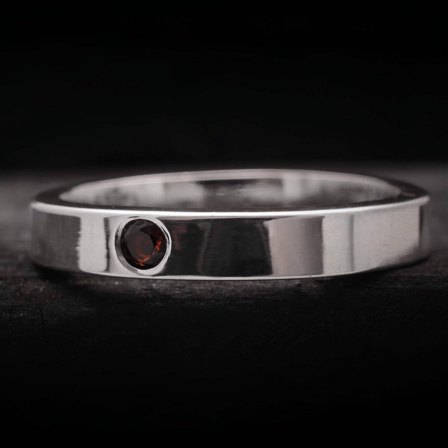 Anillo de compromiso para hombre con piedra roja, granate natural, y acabado pulido, anillo de plata