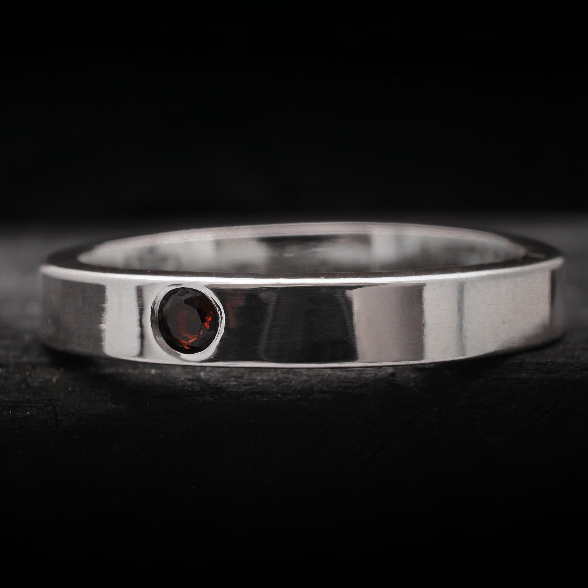 Anillo de compromiso para hombre con piedra roja, granate natural, y acabado pulido, anillo de plata