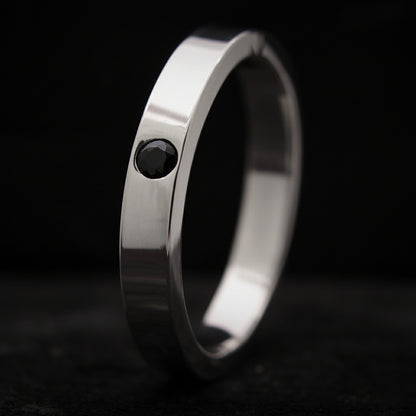 Anillo con piedra negra para hombre de plata de ley y espinela negra