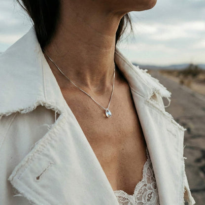 Cadena veneciana de lagrima swarovski iridiscente para mujer de plata