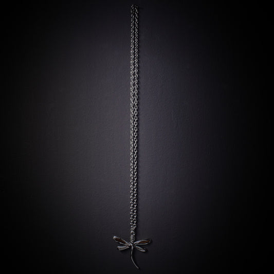 Colgante de libelula grande con cadena larga de acero inoxidable