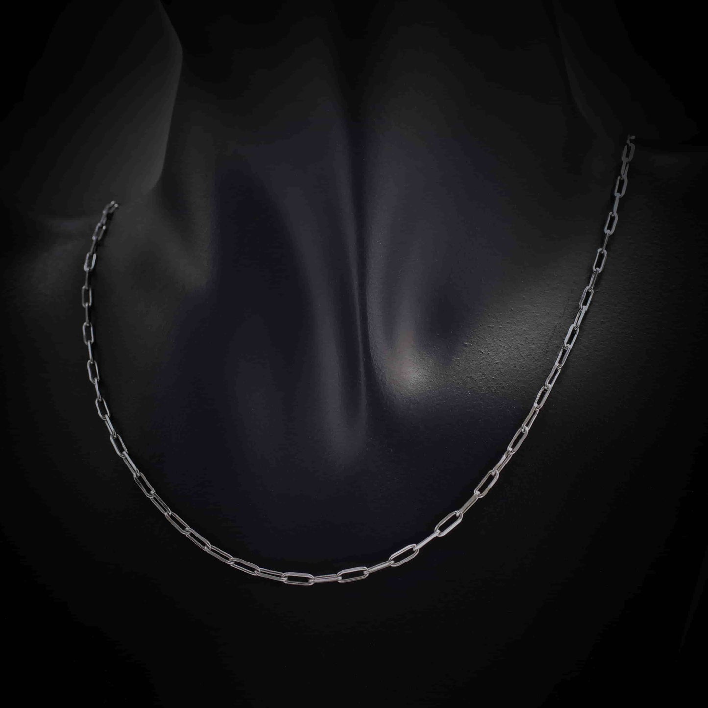 Collar de eslabon rectangular para mujer de plata de ley resistente