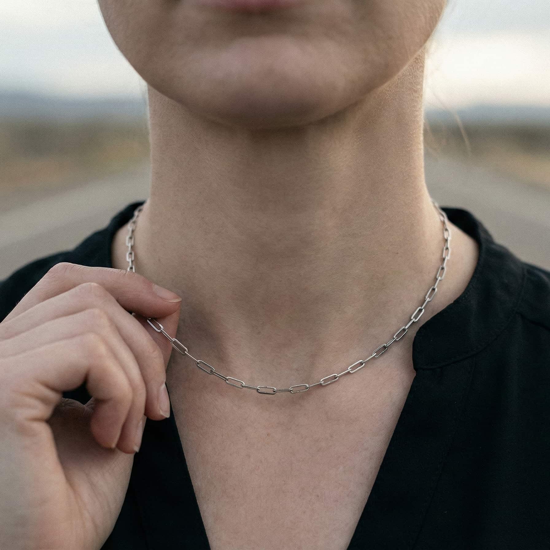 Collar de eslabon rectangular de 6x2 de plata de ley