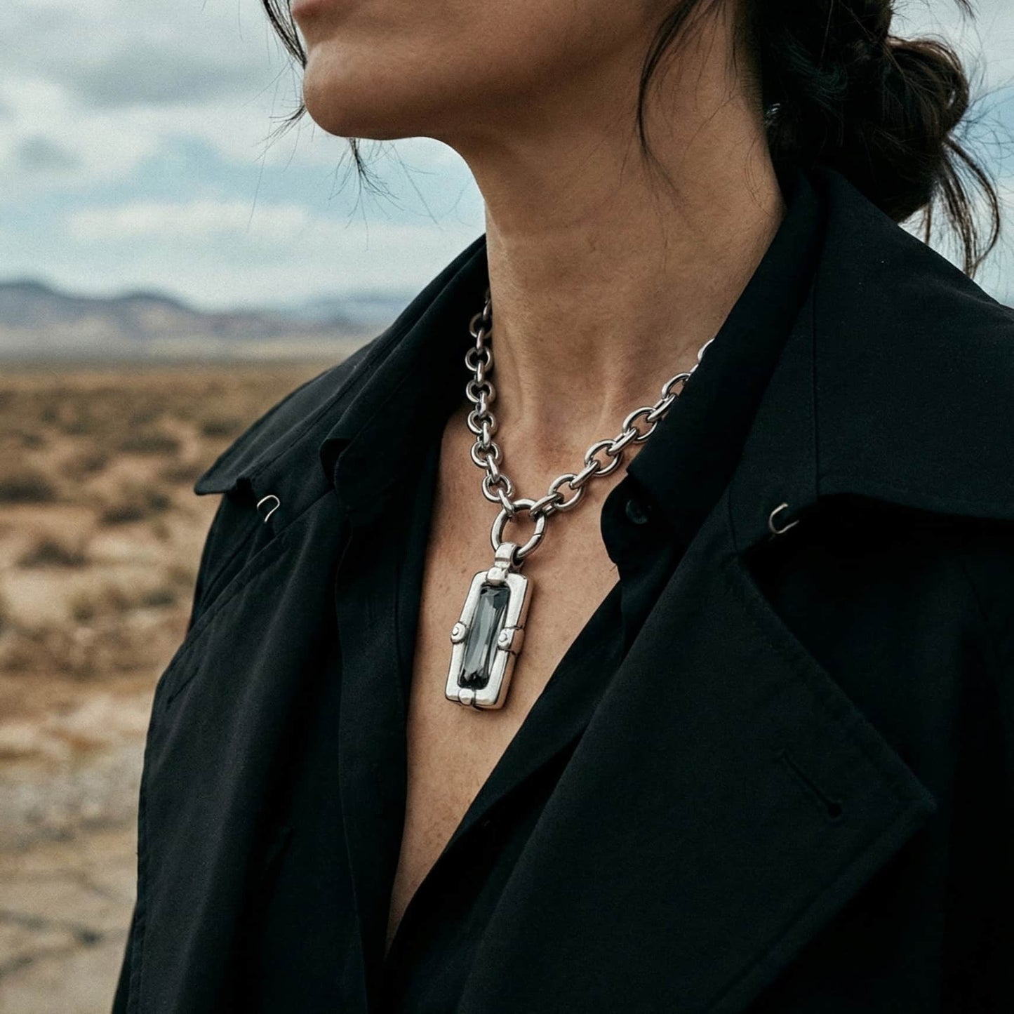 Collar eslabones grandes mujer colgante rectangular acero