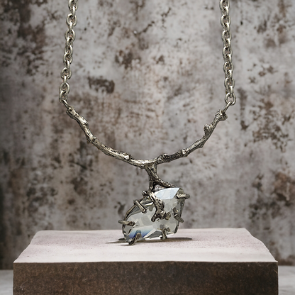 COLLAR DE RAMA CON CRISTAL DE PLATA: modelo AFRODITA