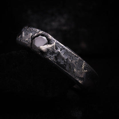 ANILLO CON CIRCONITA NEGRA: modelo POLIFEMO